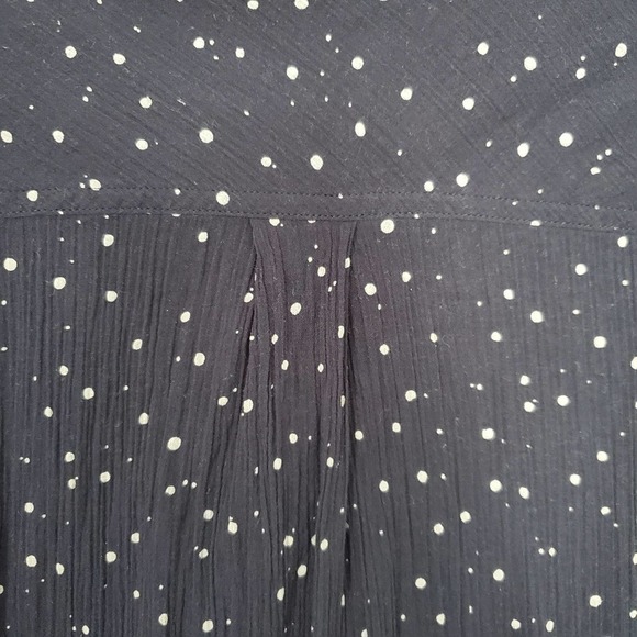 Eddie Bauer Button Down Top Navy Size Small - Picture 4 of 8